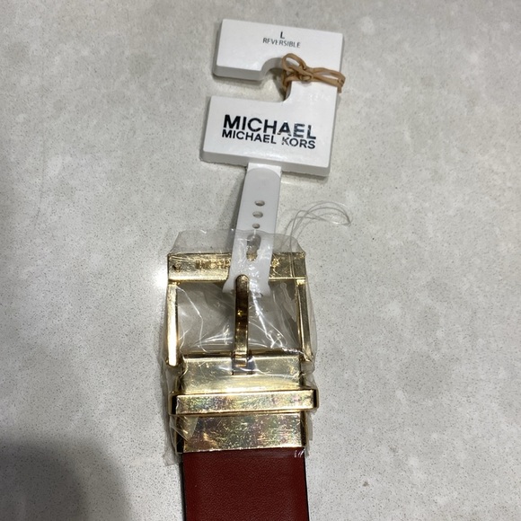 New MK Michael Kors reversible belt. large ⭐️⭐️⭐️⭐️ - Picture 13 of 17